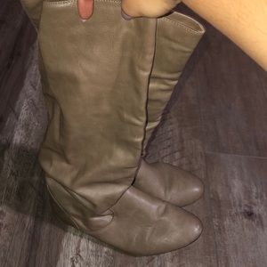 Light brown boots